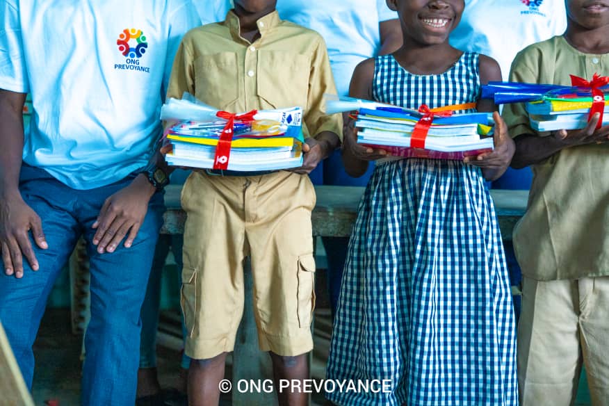 DISTRIBUTION DE KITS